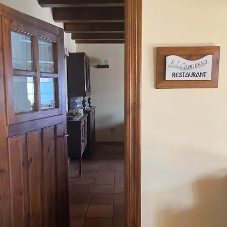 El Caminero فندق مبيت وإفطار *